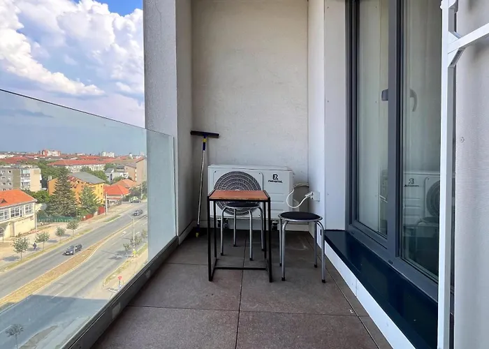 Neo Sase - Un Dormitor - Campeador * Timişoara